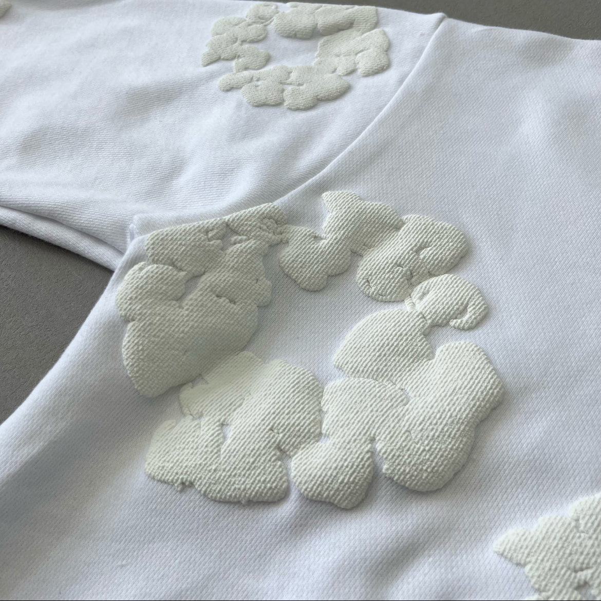 Denim Tear Cotton Wreath Hoodie