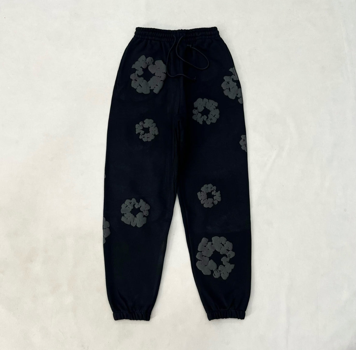 Denim Tear Cotton Wreath Sweatpants