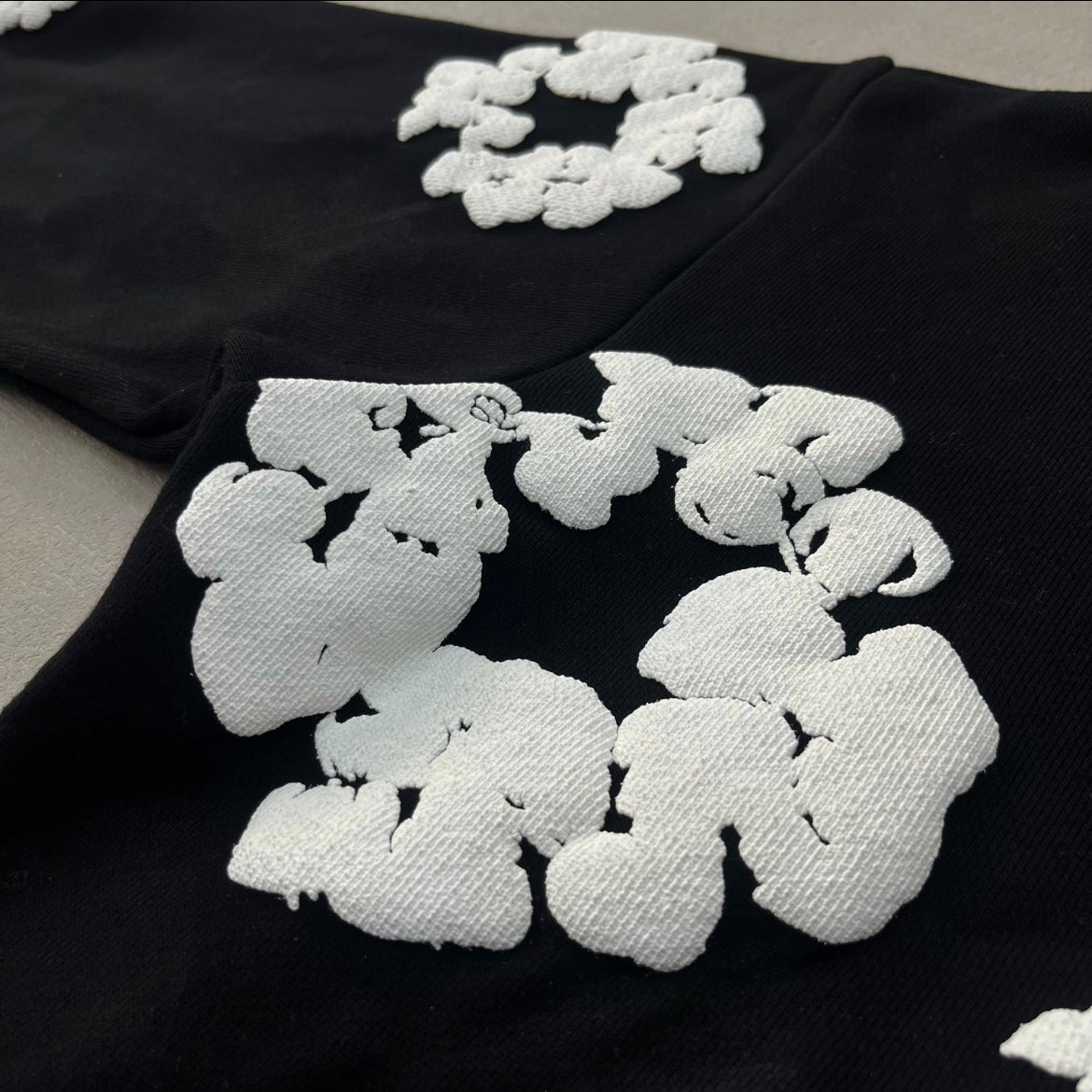 Denim Tear Cotton Wreath Hoodie