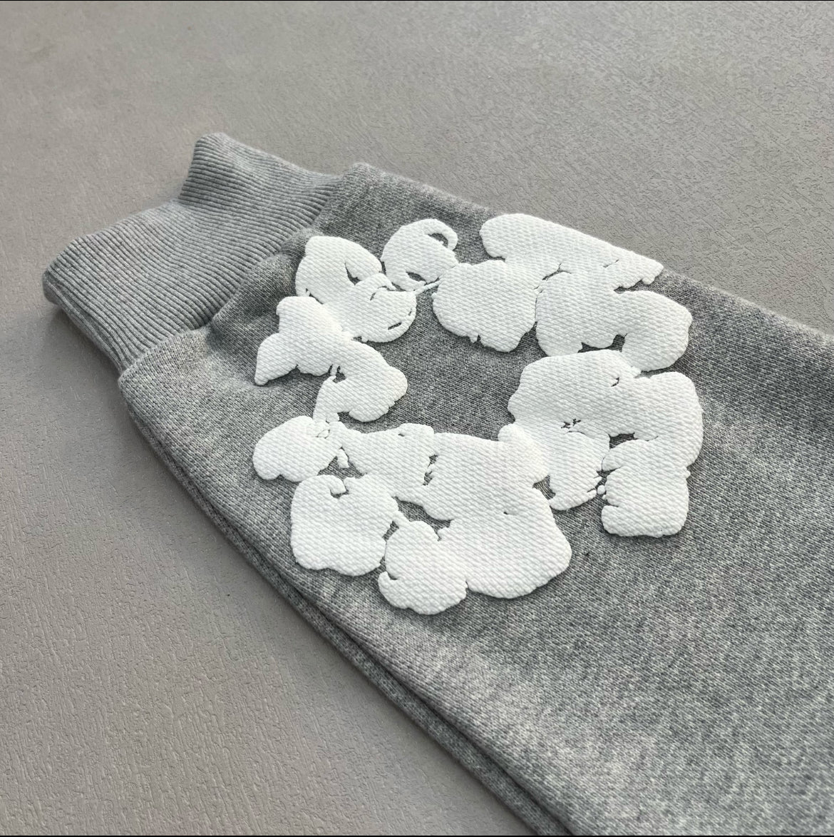 Denim Tear Cotton Wreath Hoodie