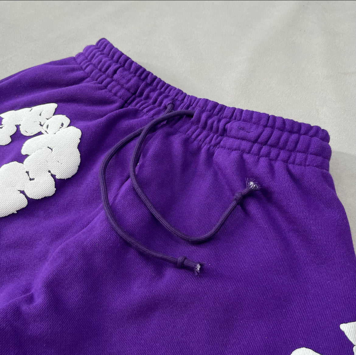 Denim Tear Cotton Wreath Sweatpants